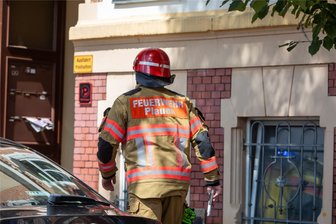 Wechselt die Plauener Berufsfeuerwehr die Farbe? - Die neue Uniformen der Berufsfeuerwehr heben sich besonders durch die Farbe ab.