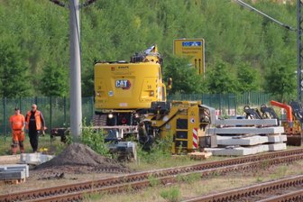 Wegen Bauarbeiten auf Gelände des Bahnhofs Werdau: Ab Freitagabend fährt kein Zug mehr zwischen Zwickau und Altenburg - Gleisbau in Werdau: Die Strecke zwischen Zwickau und Altenburg ist ab Freitagabend dicht.