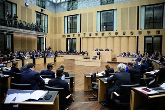 Wegen Cannabis-Gesetz: Großes Interesse an Liveübertragung aus dem Bundesrat - Sitzung des Bundesrates am 22.März. Ungewohnt viele Zuschauer verfolgten das Geschehen per Livestream.