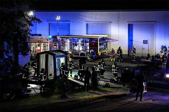 Wegen Chlorgasaustritts - 80 Einsatzkräfte rücken am Wasserwerk Burkersdorf an - Ein Großaufgebot an Einsatzkräften war am Donnerstagabend am Wasserwerk Burkersdorf.