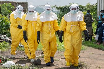 Wegen Ebola: WM-Gastgeber kündigen Schutzmaßnahmen an - Der Ebola-Ausbruch in Zentralafrika hat auch Auswirkungen auf die Fußball-WM.