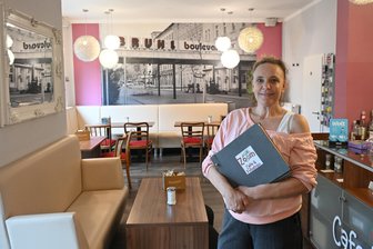 Wegen Krankheit in Schwierigkeiten: Spendenaufruf für Chemnitzer Café gestartet - Ines Möbius fällt bald krankheitsbedingt für einige Wochen aus. Dann muss das Café Zoom an der Elisenstraße schließen. Reserven gibt es keine mehr. Nun bittet die Betreiberin um Spenden.