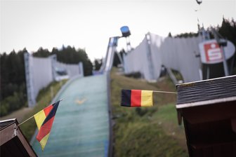 Wegen Regen: Skispringer ändern Zeitplan beim Continentalcup in Klingenthal - Foto: Konstanze Schneider