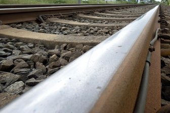 Wegen Sturmschäden: Bahnstrecke Dresden-Chemnitz voraussichtlich bis Samstag gesperrt -