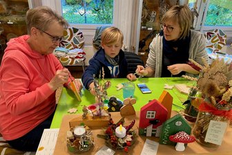 Weiditz im Bastelfieber: Herbst-Wichtel und Eulen erobern die Herzen - 
