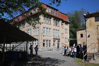 Weihnachten in Gemeinschaft: Offener Nachmittag in der Tuchfabrik Crimmitschau - Am zweiten Weihnachtsfeiertag ist das Museumscafé der Tuchfabrik ab 14 Uhr geöffnet.