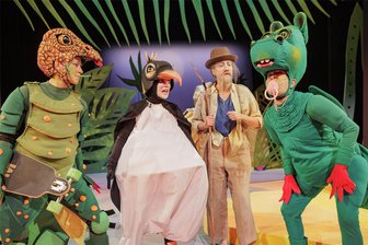 Weihnachten mit Robin Hood und Mäusekönig: Vogtlandtheater plant 17 Vorstellungen für Schulen - Das Weihnachtsstück „Urmel aus dem Eis“ sahen voriges Jahr in Plauen mehr als 6800 Besucher. Es war bei Grundschulen beliebt.