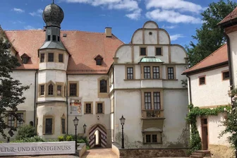 Weihnachtliche Familienrundgänge im Schloss Hinterglauchau - Im Schloss Hinterglauchau gibt es weihnachtliche Familienrundgänge.