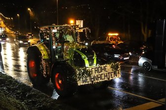 Weihnachtliche Lichterfahrt durchs Erzgebirge - 
