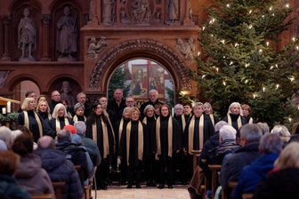 Weihnachtskonzert in Wechselburger Basilika: 300 Besucher hören Lieder an Ort mit einzigartiger Akustik - Zum Weihnachtskonzert des Paul-Fleming-Chors in der Wechselburger Basilika kamen rund 300 Besucher.