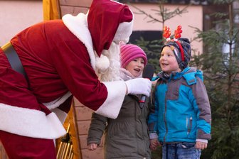 Weihnachtsmarkt im Erzgebirge verbindet Nachbarländer - 