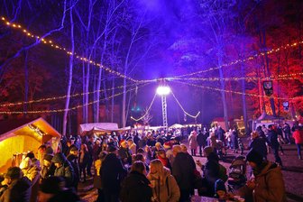 Weihnachtsmarkt in Glauchau: Was Glühwein, Linsen und Co. kosten - Zum diesjährigen Weihnachtsmarkt in Glauchau gibt es laut Stadt 23 gastronomische Anbieter.