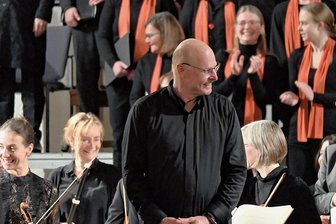 Weihnachtsoratorium in der Chemnitzer Kreuzkirche: Von der Verzweiflung zur Zuversicht - Dirigent Steffen Walther und alle Mitwirkenden freuen sich über das Konzert in der Chemnitzer Kreuzkirche.