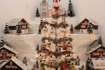 Weihnachtswunderland in den eigenen vier Wänden - Zu sehen ist ein sogenannter "Winkel", der früher in einer Ecke der Stube aufgebaut wurde.