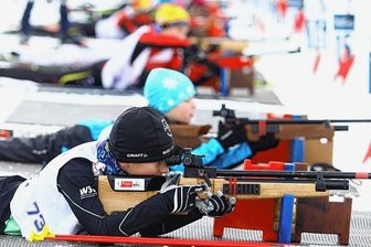 Weil es um mehr als nur Geld geht - Die verlängerte Kooperation mit der Erzgebirgssparkasse kommt vor allem dem Nachwuchs am Bundesstützpunkt zu Gute. 