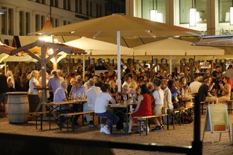 Weinfest Chemnitz 2025 - Öffnungszeiten, Programm, Preise.