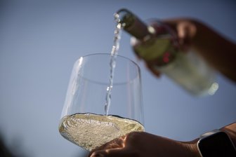 Weinfest, Märkte, Musik: Viel los am Wochenende im Oberen Vogtland - In Bad Elster wird am Wochenende Weinfest gefeiert.