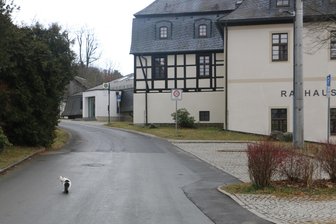 Weischlitz: Straßenbau im Ortskern hat begonnen - Die Erneuerung der Rudolf-Breitscheid-Straße erfolgt im zweiten Bauabschnitt.