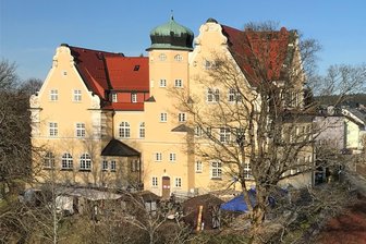 Weitere neue Räte im oberen Vogtland legen los - Im Saal des Schönecker Rathauses (Foto) tagt am Montag, 18 Uhr, erstmals der neugewählte Stadtrat.