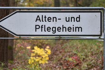 Weiteres Seniorenheim im Landkreis Zwickau von Corona betroffen - Im Oberlungwitzer Seniorenheim der Arbeiterwohlfahrt (AWO) sind Anfang April einige Bewohner und Mitarbeiter positiv auf das Coronavirus getestet worden.