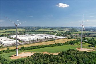 Weiteres Windrad am Neukirchener Wald genehmigt - Windräder wie diese sollen in Leukersdorf nahe des Neukirchener Waldes entstehen. Auf Neukirchener Flur soll nun ein weiteres Windrad errichtet werden.