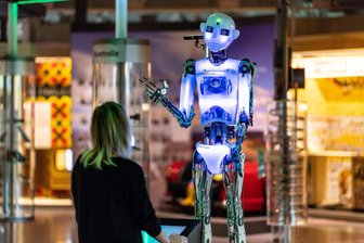 Welche Auswirkungen hat Künstliche Intelligenz für Limbach-Oberfrohna? - Übernimmt die KI bald im Alltag? Ein Vortrag in Limbach-Oberfrohna zeigt Chancen und Risiken der Künstlichen Intelligenz auf.