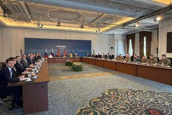 Welche Verhandlungen es im Ukraine-Krieg bisher schon gab - Die Delegationen Russlands und der Ukraine im Juni 2025 bei Verhandlungen im Ciragan-Palast im türkischen Istanbul.