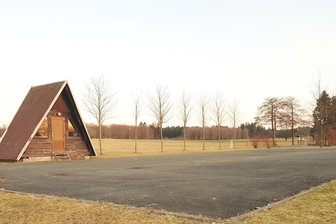 Welcher Auerbacher Ortsteil jetzt einen Stellplatz für Wohnmobile bekommt - Früher für Pfingstfeste genutzt, ergänzt die Fläche künftig das Übernachtungsangebot.