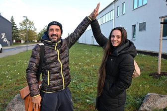 Weltklasse-Turnerin Pauline Schäfer-Betz im Interview: "Ich fühle mich wieder wohl" - Erfolgreiches Duo: Turnerin Pauline Schäfer-Betz arbeitet seit dreieinhalb Jahren mit Trainer Kay-Uwe Temme zusammen, ist zu dessen Verein KTV Chemnitz gewechselt.