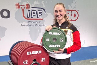 Weltmeisterschaften im Powerlifting in Chemnitz – was geht da ab? - Die zweifache Juniorenweltmeisterin Helena Decker aus Köln ging in Chemnitz in der Klasse bis 63 Kilo an den Start.