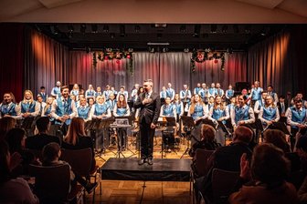 Weltpremiere im Erzgebirge: Bläserphilharmonie Thum erweckt Cleopatra zum Leben - Versprechen ein außergewöhnliches musikalisches Ereignis: die Bläserphilharmonie Thum unter der künstlerischen Leitung von Jose Alberto Pina.