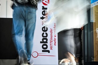 Weniger Betriebe und weniger Beschäftigte: So geht es dem Arbeitsmarkt in Limbach-Oberfrohna - Knapp drei Prozent der Limbach-Oberfrohnaer sind auf finanzielle Hilfe angewiesen vom Jobcenter oder der Agentur für Arbeit angewiesen.