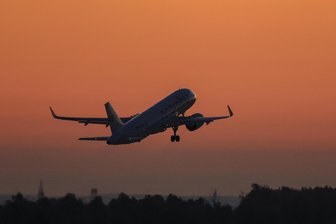 Weniger Flüge, weniger Ziele: Airlines kappen Urlaubsverbindungen ab Leipzig/Halle und Dresden - Die Flughäfen Leipzig/Halle und Dresden setzen beim Sommerflugplan 2026 vor allem auf Bewährtes. Acht Urlaubsziele sind ab Schkeuditz gestrichen worden.