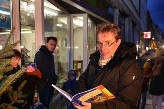 Wenn der OB Märchen vorliest -