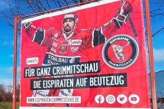 Wenn ein Plakat der Eispiraten zum Ziel eines Beutezuges wird - Dieses Plakat warb hier für die Eispiraten.