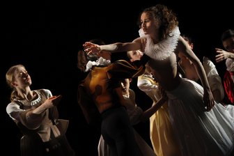 Wenn Gemälde tanzen: Ballett „Caravaggio“ in Chemnitz uraufgeführt - „Caravaggio oder Die Stille unseres Herzschlages“ wurde am Freitag vom Chemnitzer Ballett uraufgeführt.