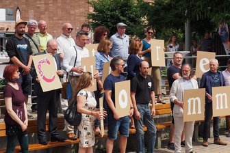 Wenn Kultur mit C wie Chemnitz geschrieben wird: Programm des Cultursommers vorgestellt - Rund 40 Akteure freuen sich auf einen heißen Cultursommer. Am Montag wurde das Programm vor der Stadthalle präsentiert.