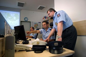 Wenn Sachsens Polizisten Kriminelle in Tschechien jagen - 