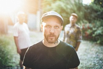 Wer ist Matze Rossi? Sänger und Songwriter kommt erstmals nach Zwönitz in die Moosheide - Matze Rossi kommt nach Zwönitz in die Moosheide.