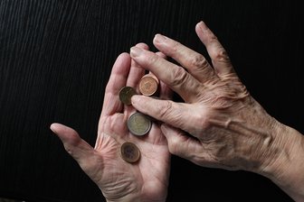 Wer Kinder hat, zahlt bei der Rente drauf -