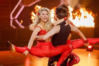Wer verpasst das Halbfinale von "Let's Dance"? - Anna-Carina Woitschack erhielt im Viertelfinale die schlechteste Wertung.