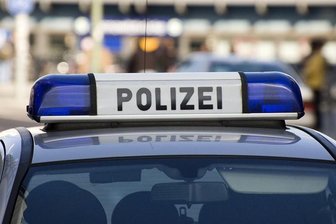 Werdau: 18-Jähriger bedroht Polizisten mit Axt -
