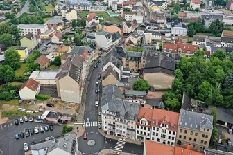 Werdau: Bustour zum Erfahrungsaustausch über Verkehrsprojekt in Schönebeck - Die August-Bebel-Straße soll umgestaltet werden. Dazu holt man sich Anregungen in Sachsen-Anhalt.