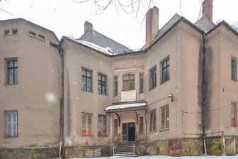 Werdau: Ehemalige Fabrikanten-Villa kommt unter den Hammer - Die frühere Villa des Tuchfabrikanten Ullrich soll einen neuen Besitzer finden.