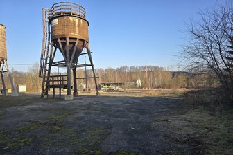 Werdau: Firma baut neues Gebäude auf dem Gelände der einstigen Straßenmeisterei - Den hinteren Teil der ehemaligen Straßenmeisterei, die an die Südstraße in Leubnitz angrenzt, hat die Stadt veräußert.