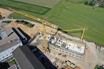 Werdau: Täter suchen zweimal die Pleißentalklinik heim – Was das für den Neubau bedeutet - Um die 20.000 Euro Schaden durch Diebstahl und außerdem Sachschaden haben unbekannte Täter auf der Baustelle der Pleißentalklinik an der Ronneburger Straße in Werdau angerichtet.