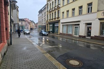 Werdau: Zweiter Abschnitt der August-Bebel-Straße wird saniert - Auf diesem Abschnitt der August-Bebel-Straße in Werdau wird ab dem 3. März weitergebaut.