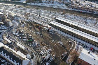 Werdauer Bahnhof sorgt für Tumult bei Bürgerversammlung in der Stadthalle - Vom früheren Werdauer Bahnhof stehen nur noch Rudimente. Der Abriss des Gebäudekomplexes beschäftigt immer noch viele Einwohner, auch die Teilnehmer der Bürgerversammlung im „Pleißental“.