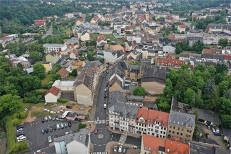 Werdauer Einkaufsstraße soll aufgepeppt werden - Die August-Bebel-Straße in Werdau soll auf einem Abschnitt attraktiver gemacht werden.
