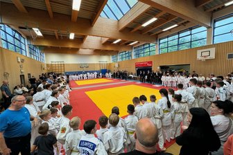 Werdauer Judoka im Team auf Platz drei - Gut besucht war der Sparkassen-Pokal in Auma. Mit ihren Leistungen überzeugten die Judoka des JSV Werdau.